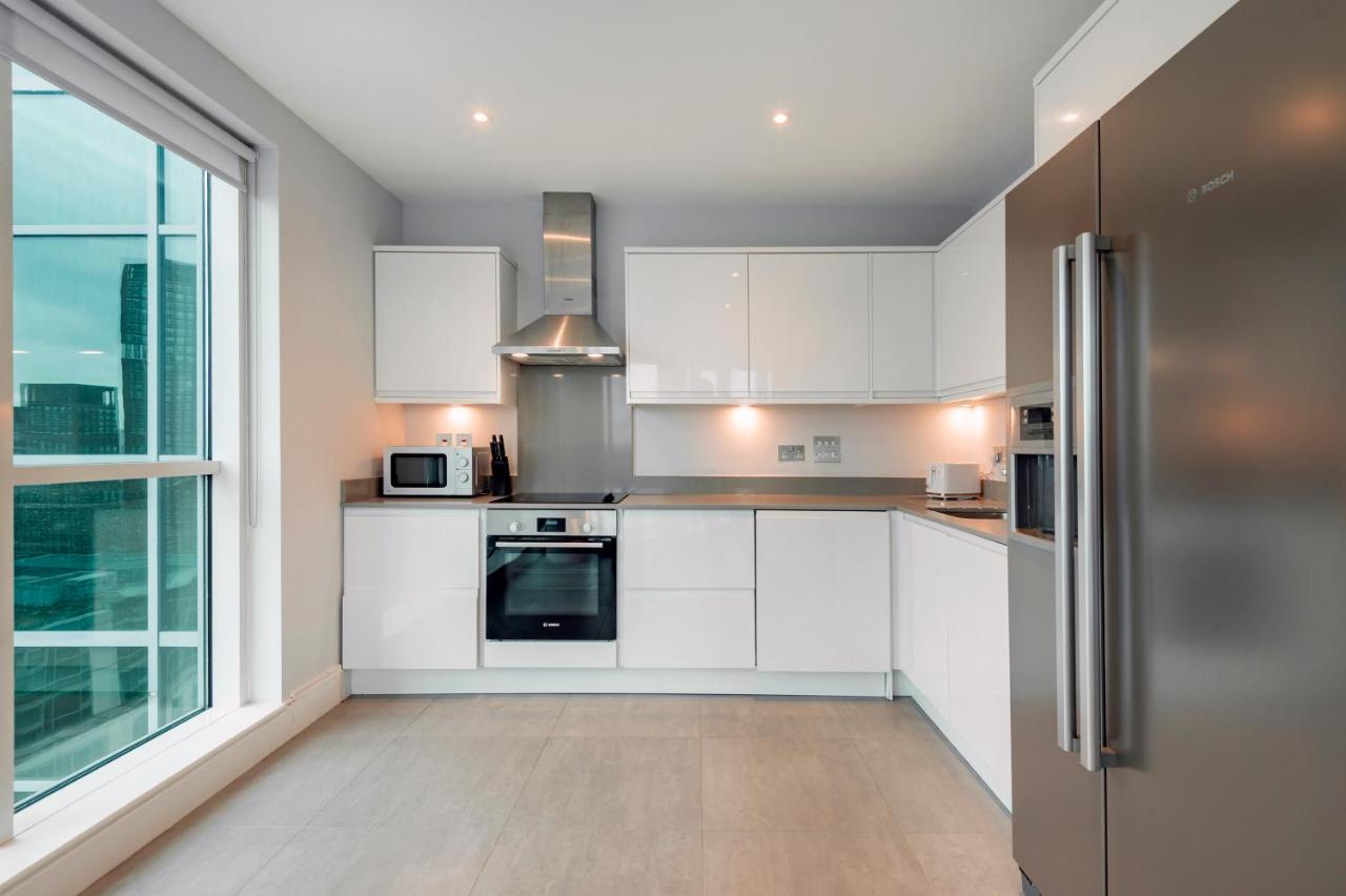 Vauxhall Skyline Apartment Londen Buitenkant foto